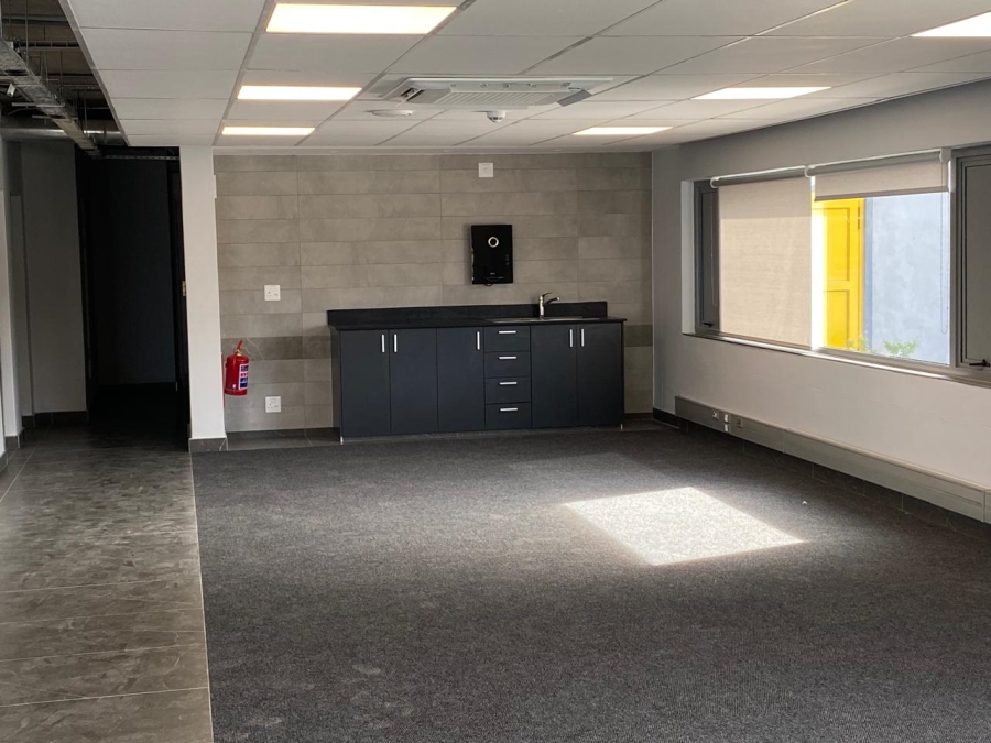 To Let commercial Property for Rent in Blackheath Industrial Western Cape